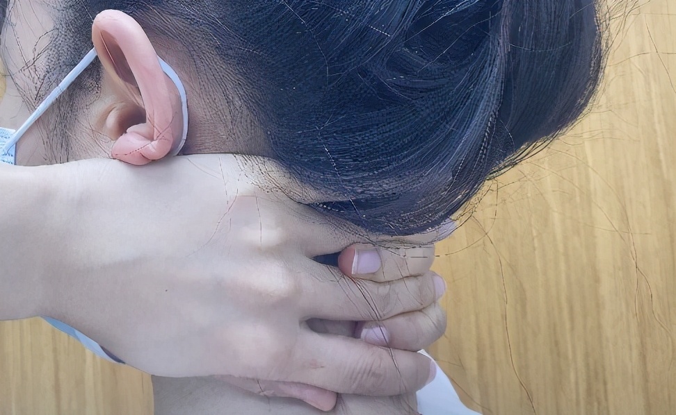 肩颈痛头晕恶心想吐怎么治疗,肩颈疼痛头晕的锻炼方法