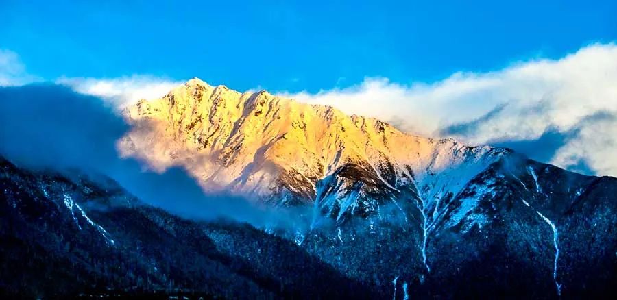 冬日的西藏才是人世间最美的天堂,西藏朝圣路上的美景