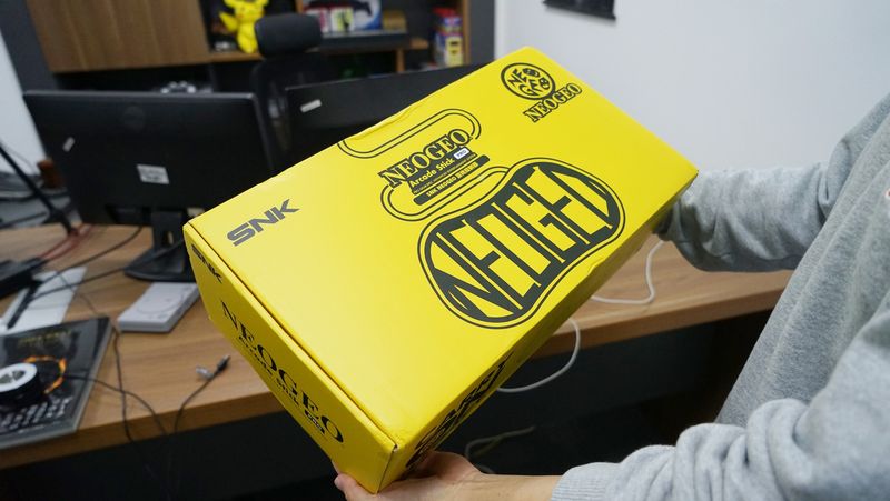 SNKNEOGEOASP游戏机开箱,snkneogeoasp换摇杆