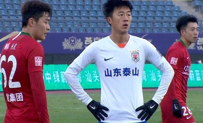 罗本梅开二度回天,留洋罗本破门