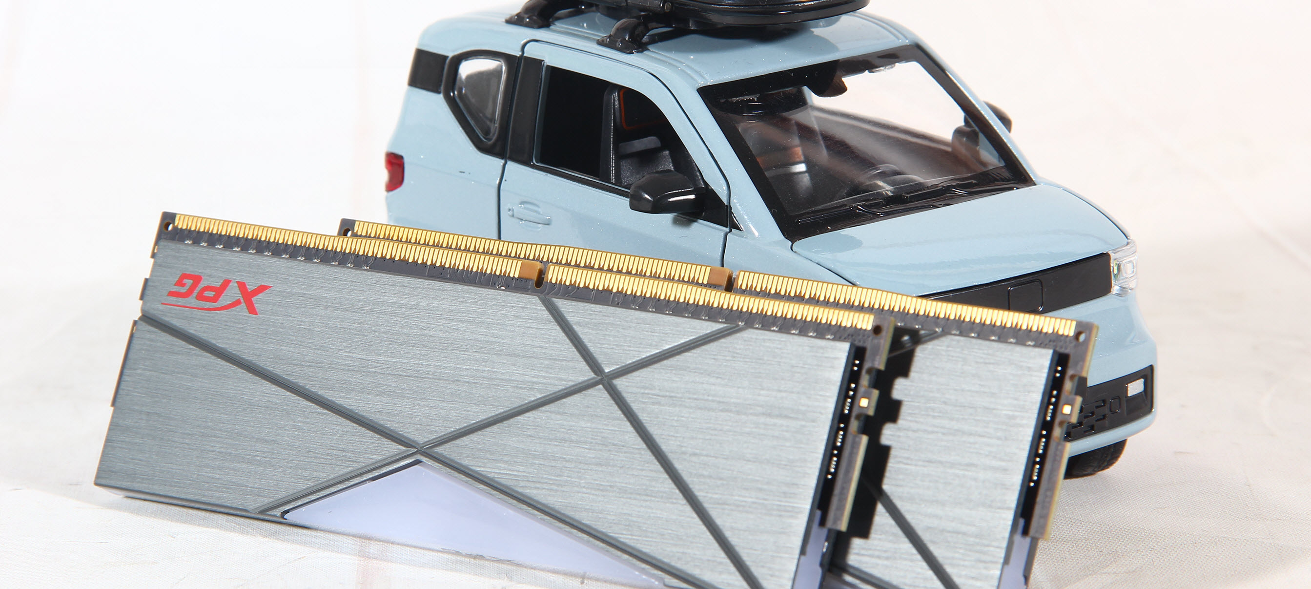 现在显卡入门级的买不到,显卡买刚好够用的还是更好的