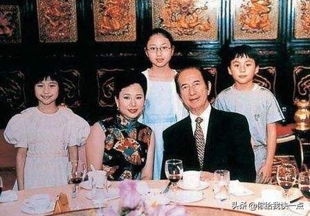 赌王二房蓝琼缨面相,蓝琼缨甄嬛