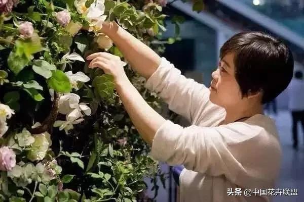 办一场20桌的婚礼多少钱,酒店办一场婚礼大概多少钱