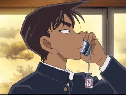 名侦探柯南柯南踢足球惊呆众人,名侦探柯南中的柯南足球服