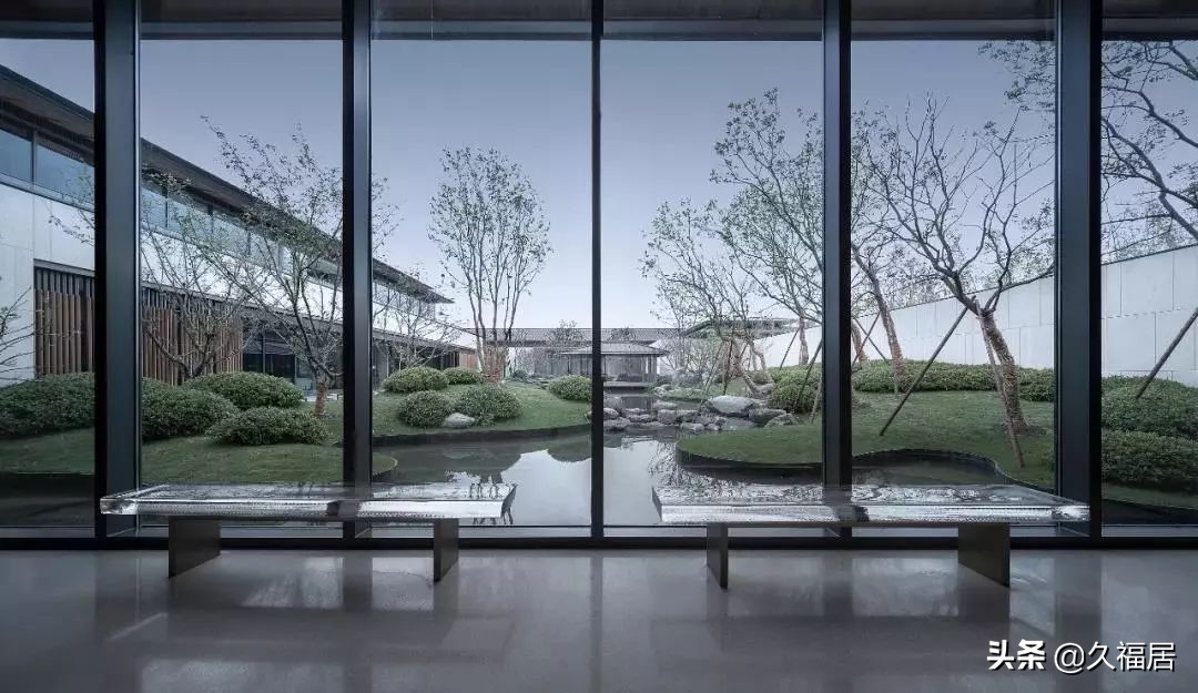 什么是超白玻璃,什么叫超白玻璃