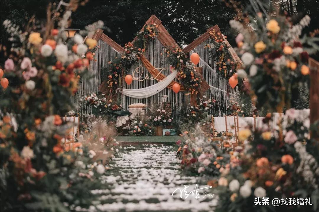 极简西式婚礼户外布置,法式复古婚礼户外效果