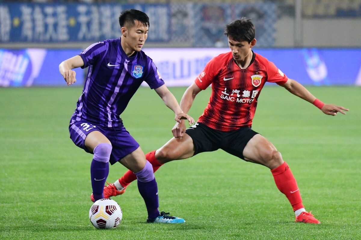 王燊超放任场上失误,王燊超失误视频