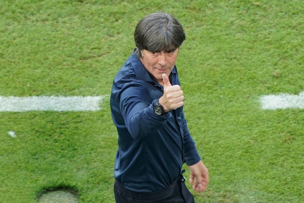 葡萄牙爆冷0-1摩洛哥遭淘汰,姆巴佩c罗葡萄牙视频