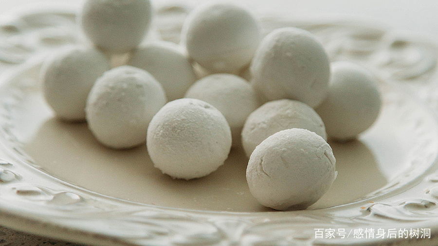 油炸时怎样防止油往外溅,油炸食品时油起沫往外溢怎么处理