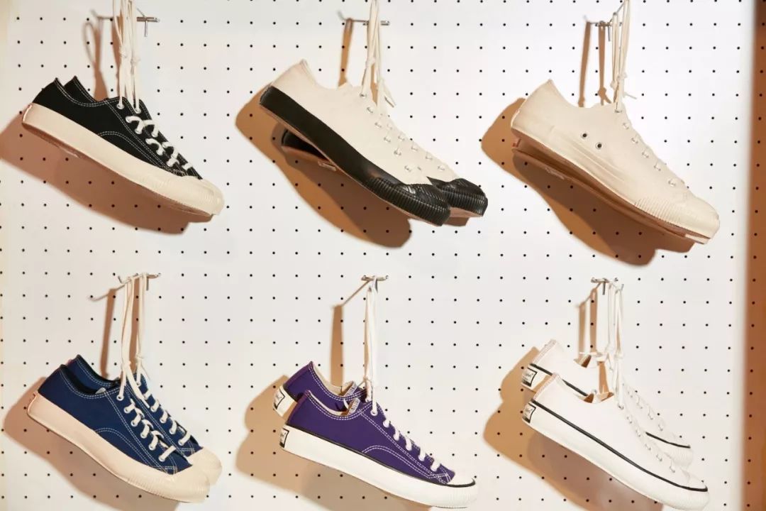 匡威帆布鞋和vans哪个好,匡威鞋和vans哪个更舒服