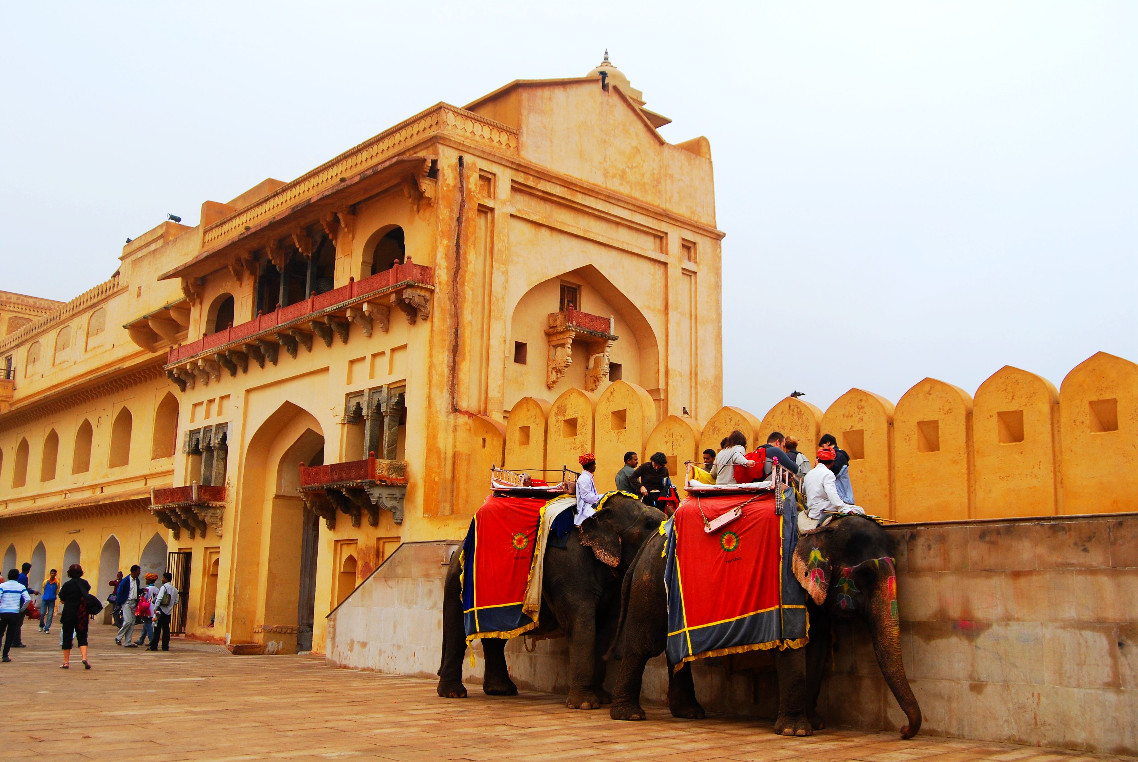 琥珀堡皇宫图片,琥珀堡镜宫