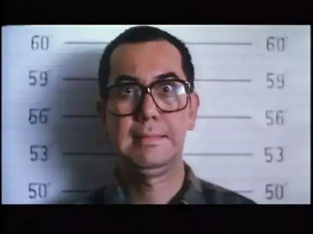 男子故意传染艾滋给大二女生,男子在群里炫耀传播艾滋病