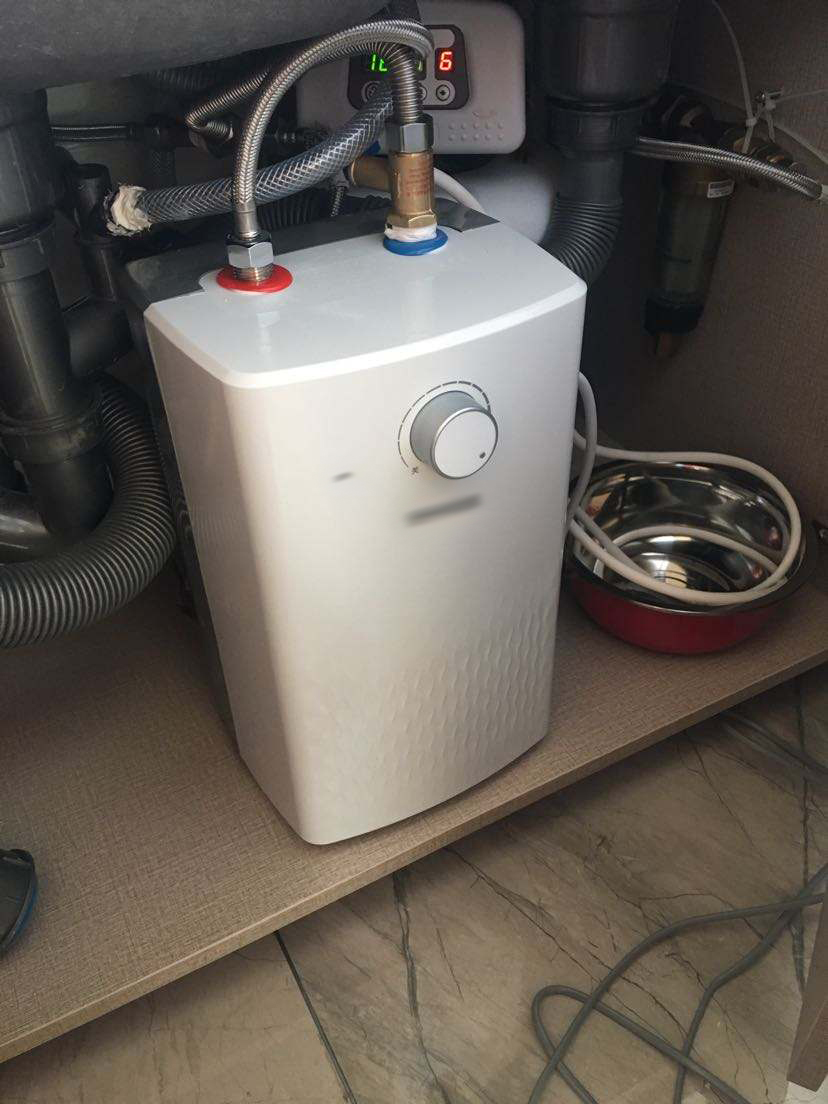 厨房与卫生间太远如何安装热水器,卫生间离厨房较远热水器怎么解决