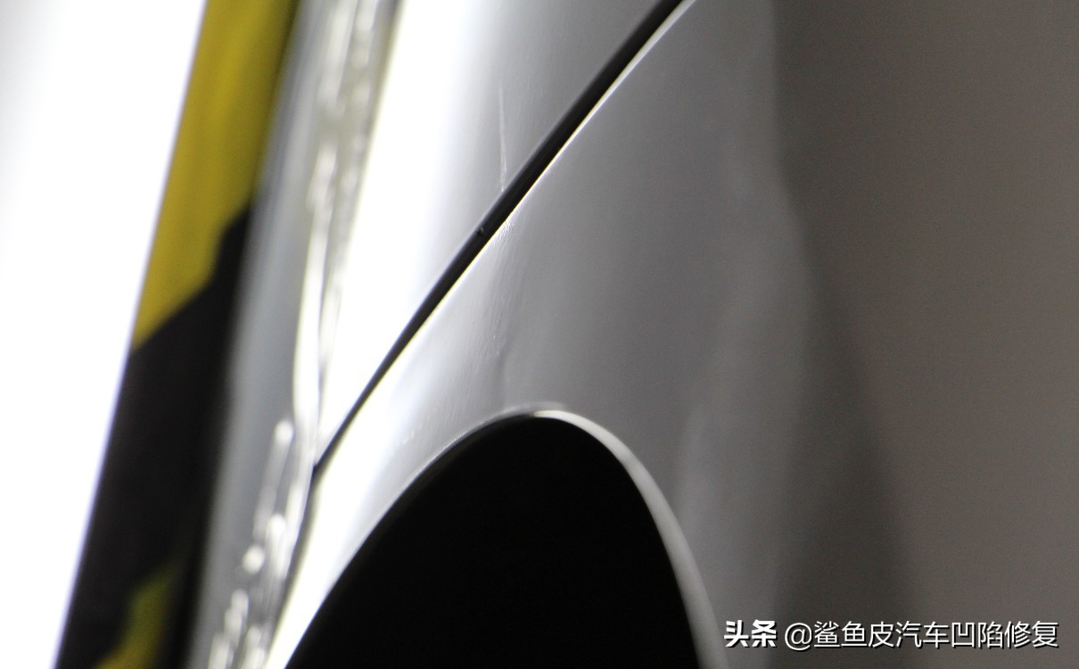 叶子板凹陷修复视频,汽车叶子板凹坑无痕修复多少钱