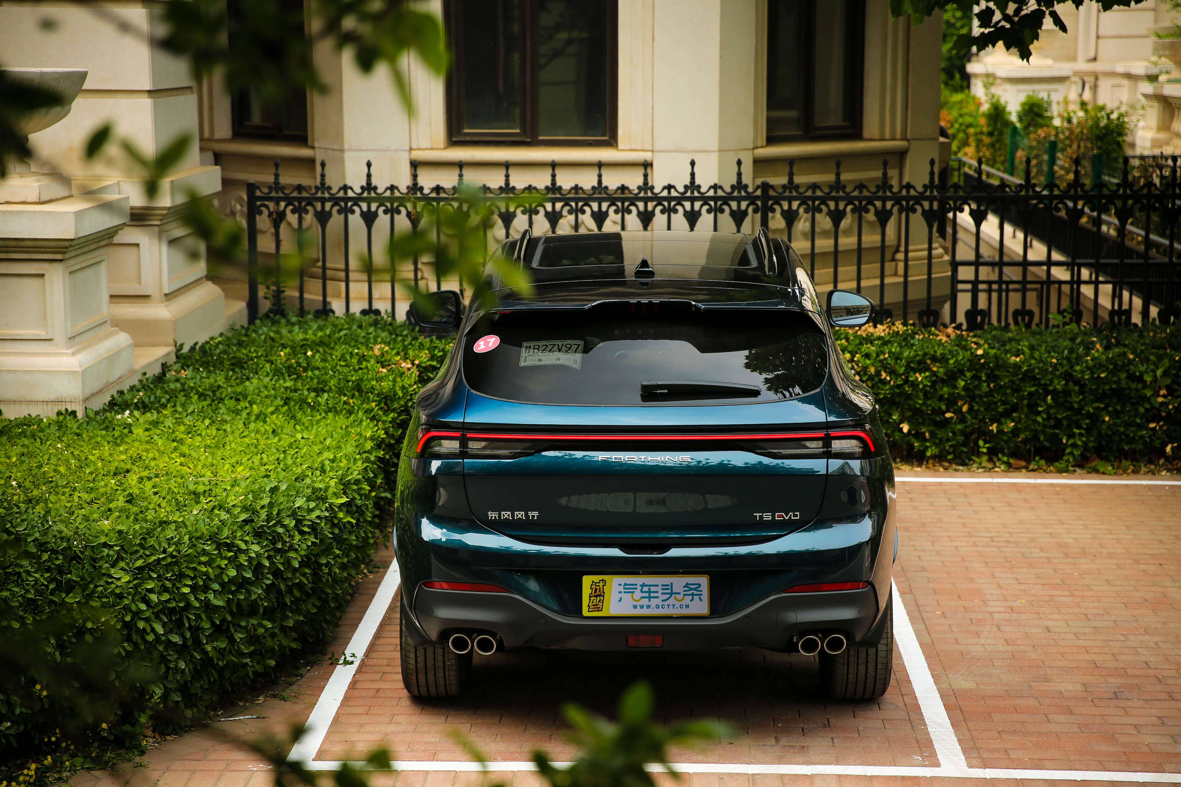 东风风行t5evo网红测试,东风风行evot5汽车颜值的巅峰