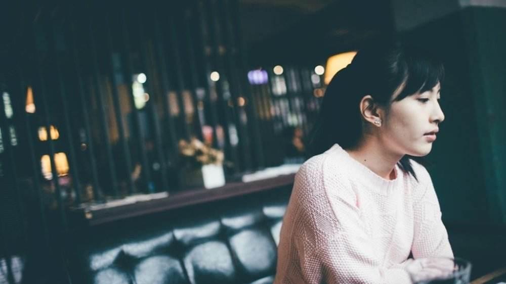 总觉得自己不够漂亮什么病,总是觉得自己不够优秀怎么办