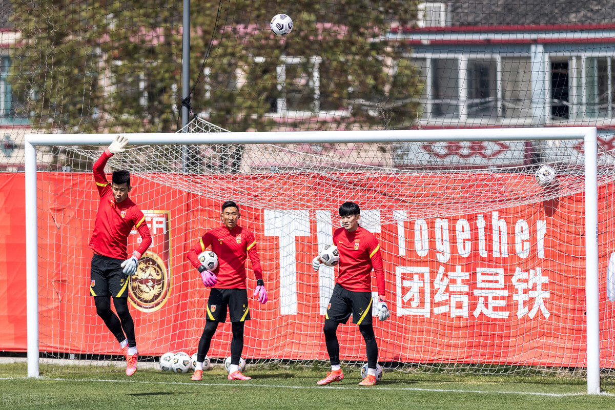 中国女足铿锵玫瑰在哪一年,中国女足铿锵玫瑰mtv