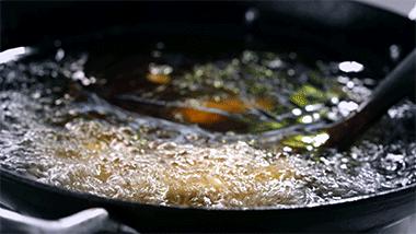 做炸串摆地摊多久能回本,摆地摊做炸串生意不好怎么办