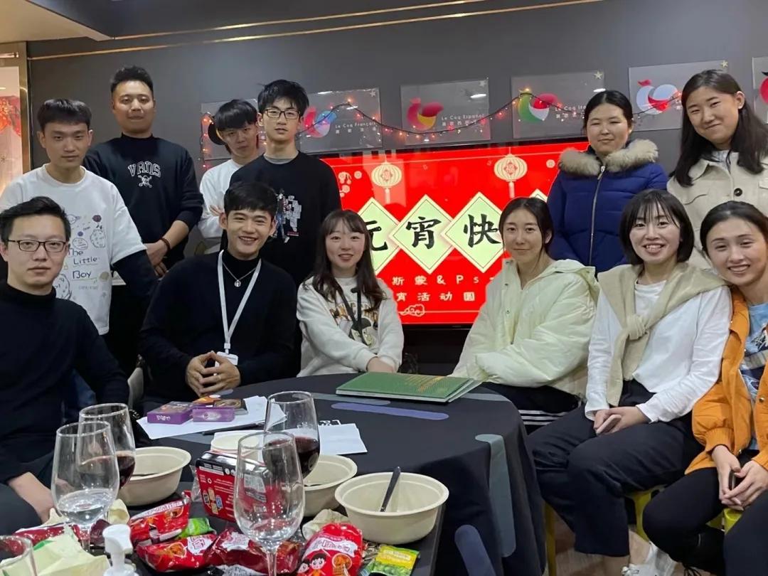 联·阵营丨青岛媒体用一个版的篇幅,报道联友崔新冬的创业故事