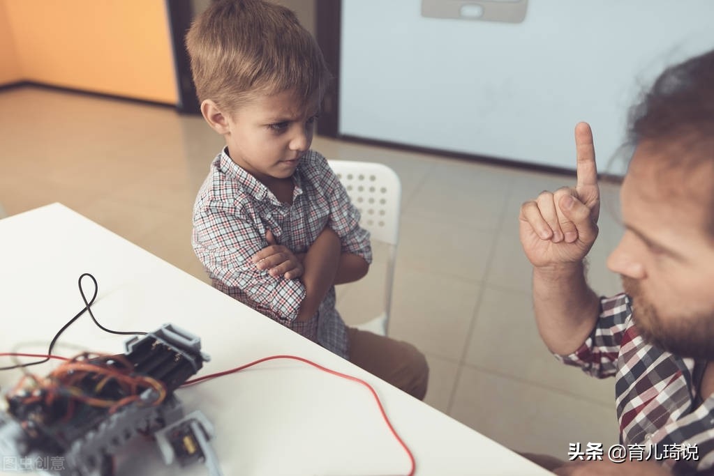 积极认错死不悔改是什么意思,不肯认错的孩子父母应该怎么应对
