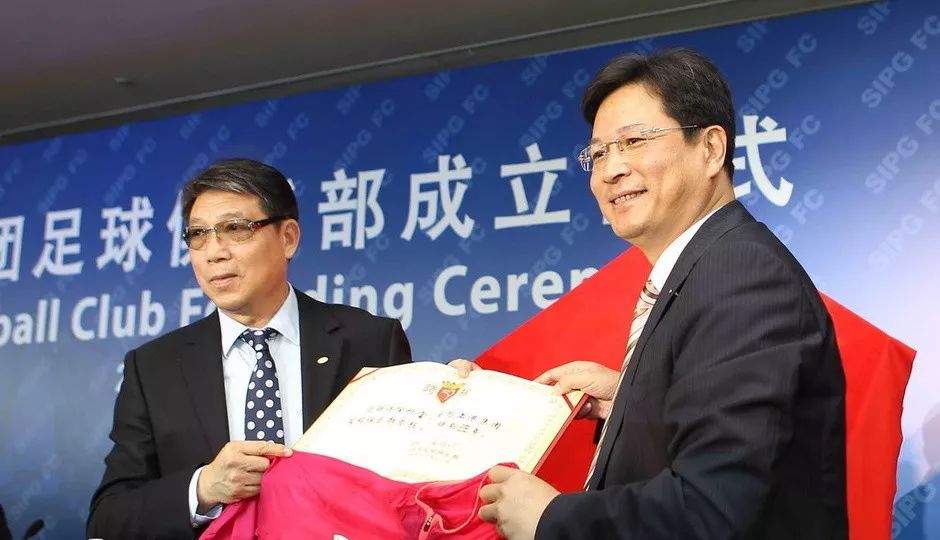 十一年万人体育场，武磊和徐根宝走了，留下的将是什么？