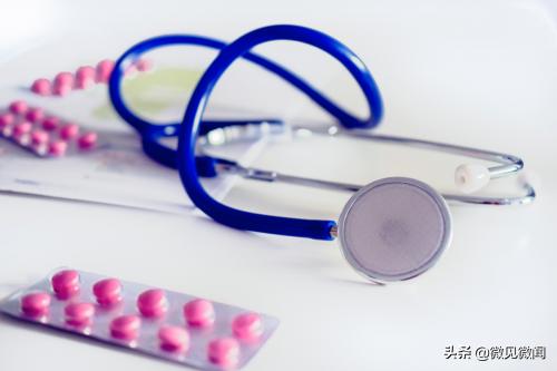 给父母买血压计买什么样的好,过年送礼送个血压仪合适吗