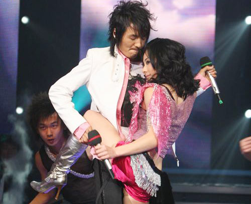 刘璇和郭晶晶谁的分量更重,刘璇夺冠年龄