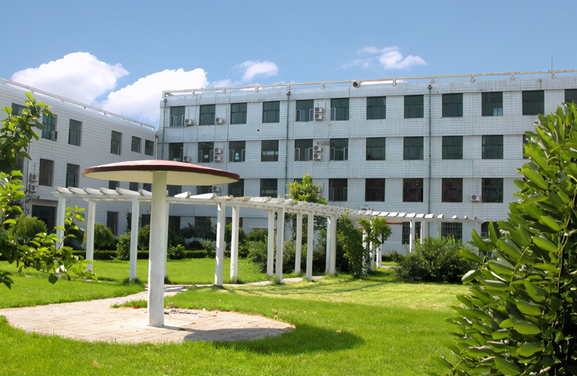 北京这所高校“洗牌失败”，36所名校联手，仍被吐槽是烂大学