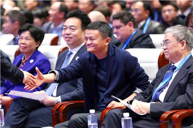 岁月没有饶过谁,岁月没饶过人