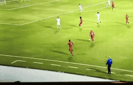 国足1-2负乌兹别克斯坦赛后,国足0-1不敌叙利亚全程解说