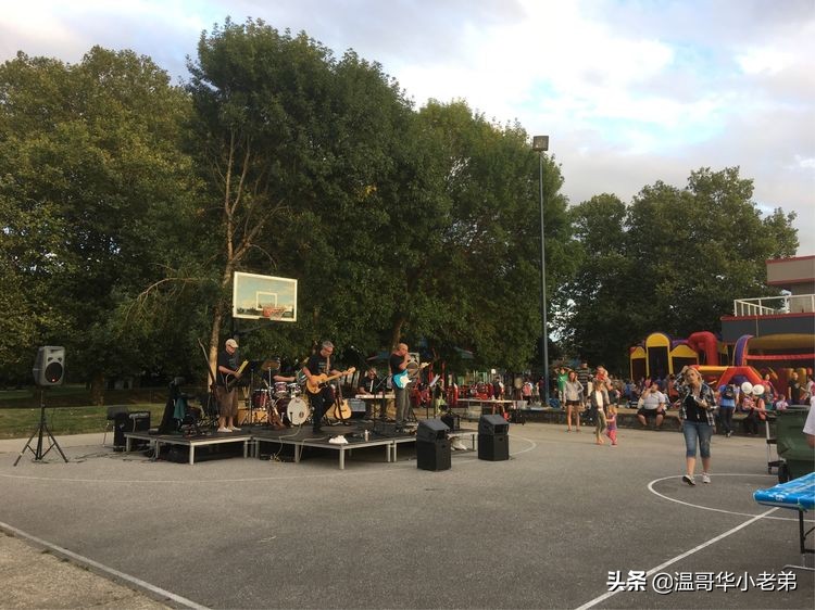 加拿大_WestRichmond西列治文社区夏秋