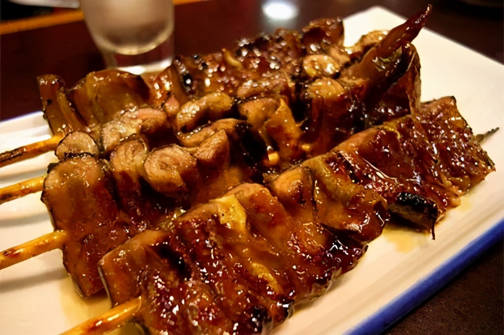 隐鱼是怎么钻入海参体内的,隐鱼和海参真实影像