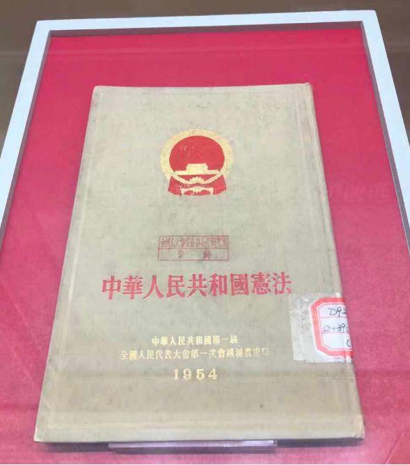 举世瞩目音乐,举世瞩目