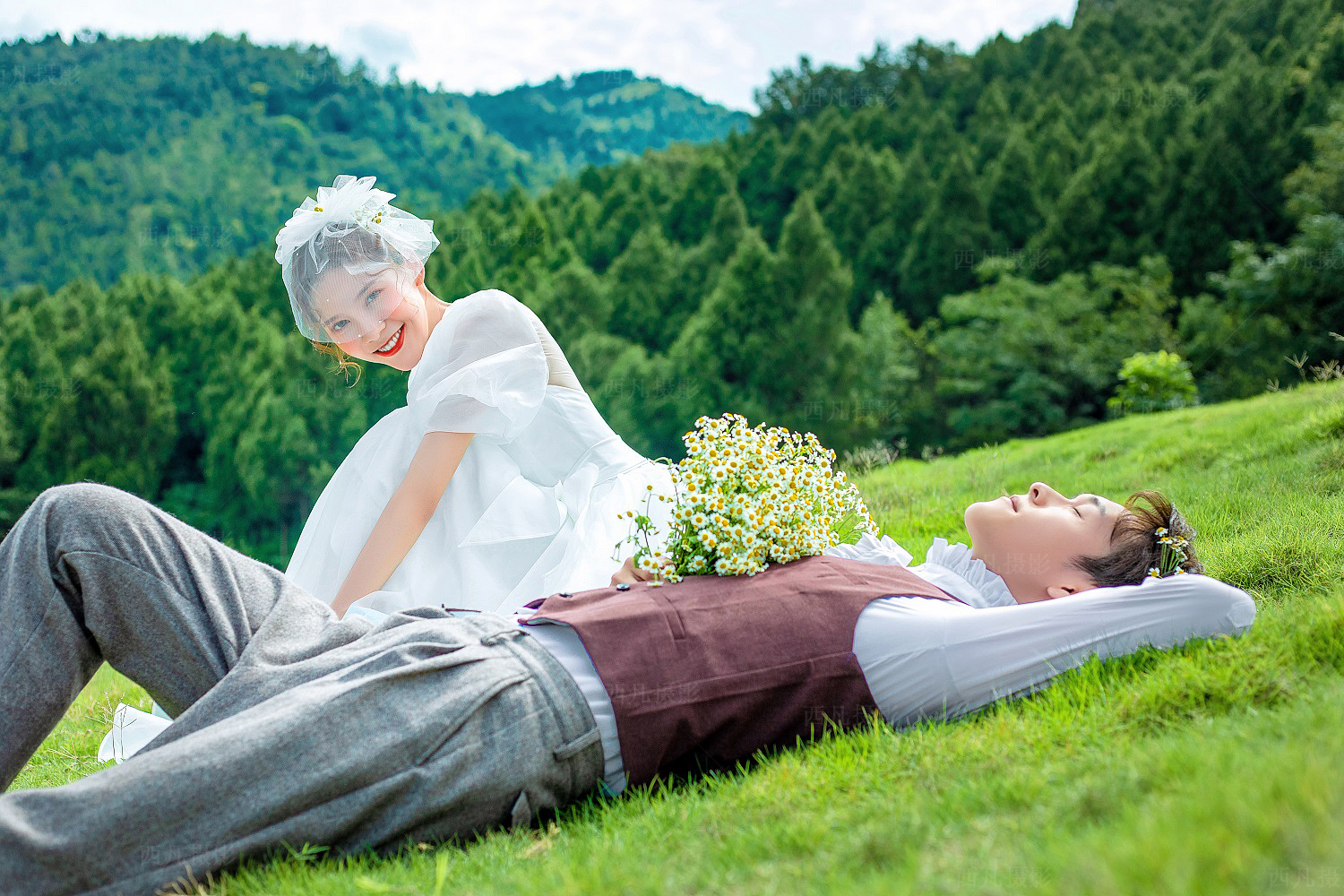 胸小的新娘应该如何穿婚纱