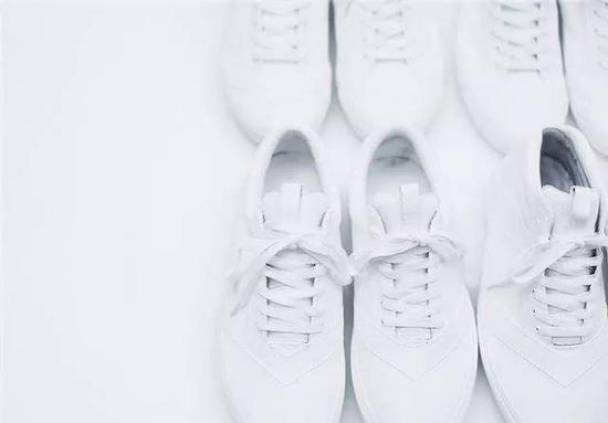 这5款经典帆布鞋还能再流行100年,什么牌子的帆布鞋舒服耐穿又好看