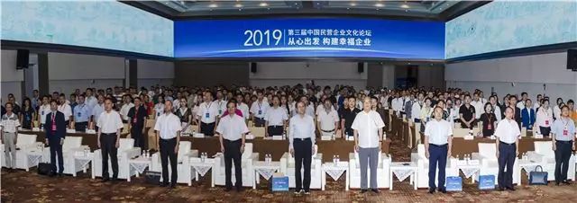 这根电缆背后，是他们80年的坚持