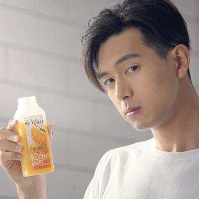 李现代言的味全每日c和熊本熊出了联名款,不过网友更想要李现瓶