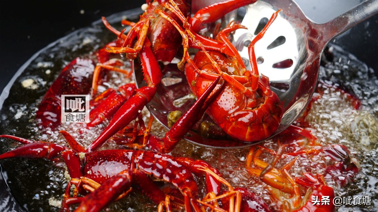 自家秘制麻辣鲜香小龙虾还可以吧,怎么做低成本麻辣小龙虾
