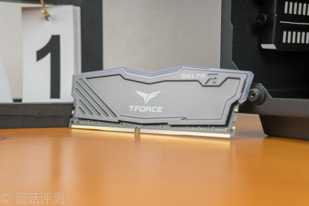 十铨deltargb,十铨team内存几线品牌