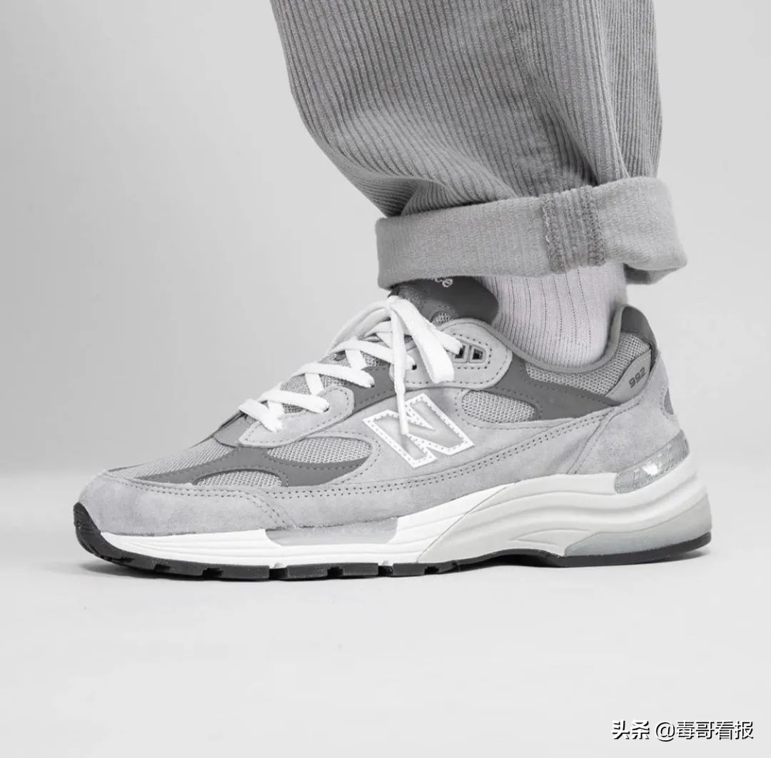 newbalance9系列哪个好,newbalance9系和2002r哪款好