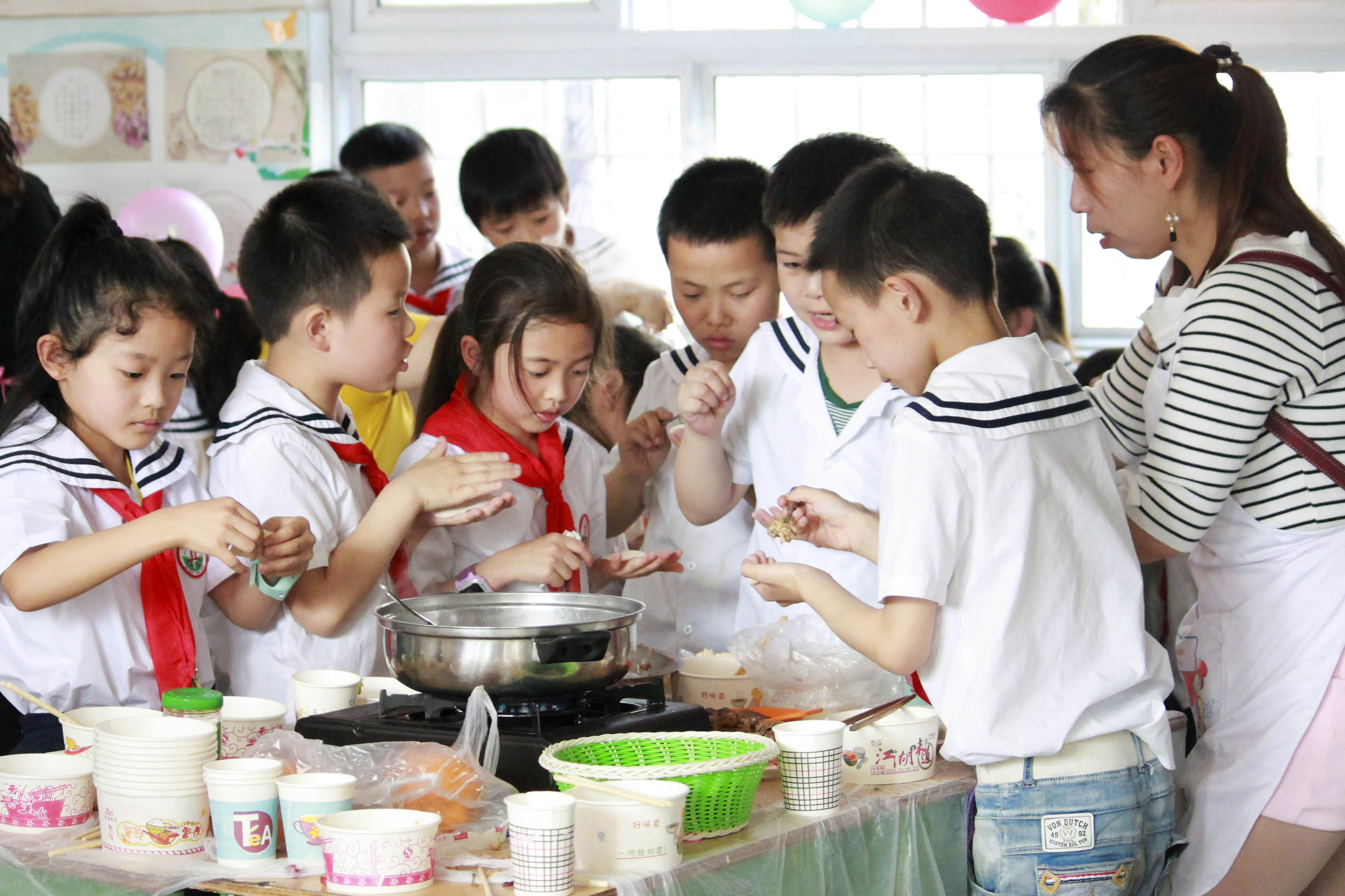 巴州三小六一儿童节,文化路第三小学喜迎六一