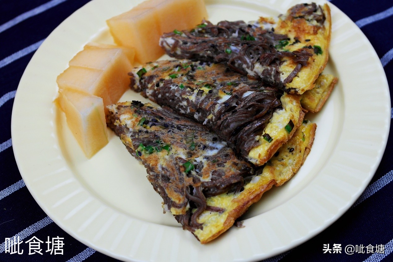 煎饼这样做孩子们都爱吃,煎饼怎么做小孩爱吃