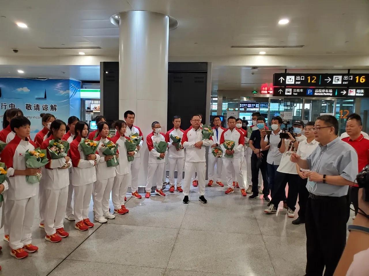 现场直击｜全运会历史最佳！浙江女足姑娘凯旋