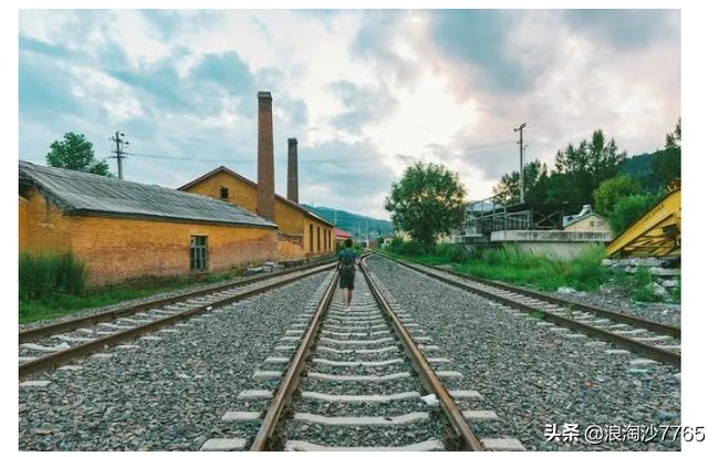 哈哈一笑——欣赏东北的火车司机吹牛皮