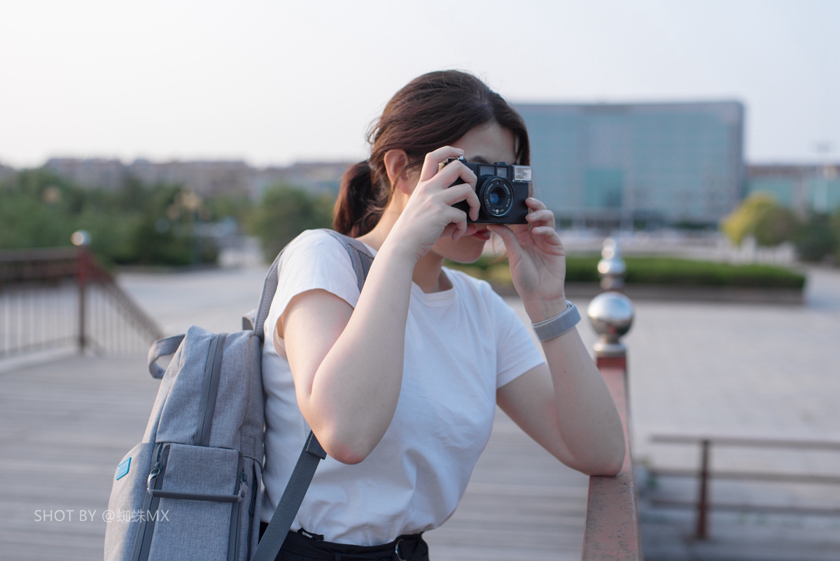 宜丽客双肩包相机包,宜丽客双肩摄影包评测