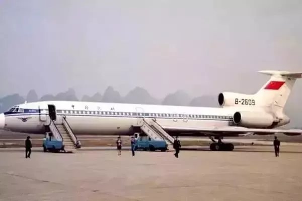 他一句话把冯仑吓破胆,曾一夜暴富,身家过亿,被骗300万想自杀