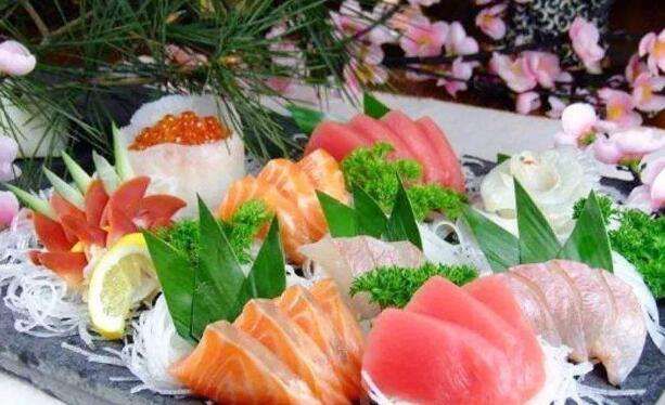 吃得多拉得少却很瘦怎么回事,吃得多拉得少还便稀怎么回事