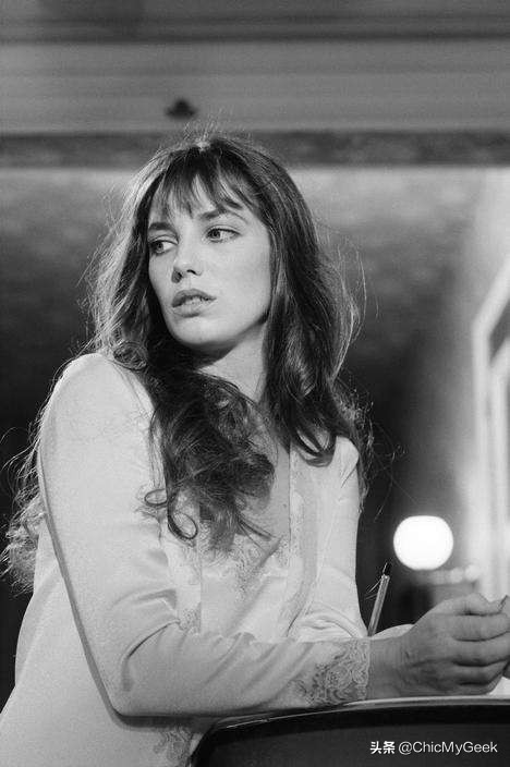 法式传奇JaneBirkin：唱禁歌，全裸上阵，爱马仕铂金包为她而造