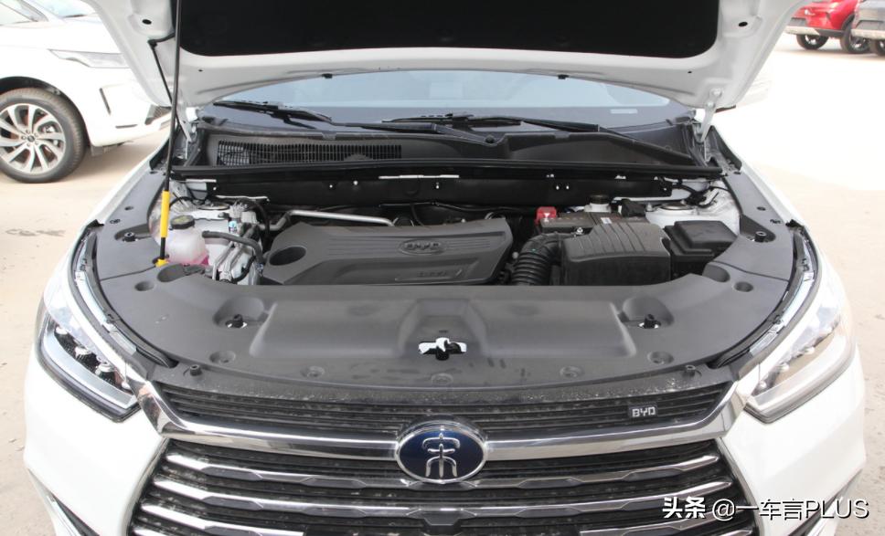 12万的五座中型suv自动挡,几万块钱自动挡双动力新车suv