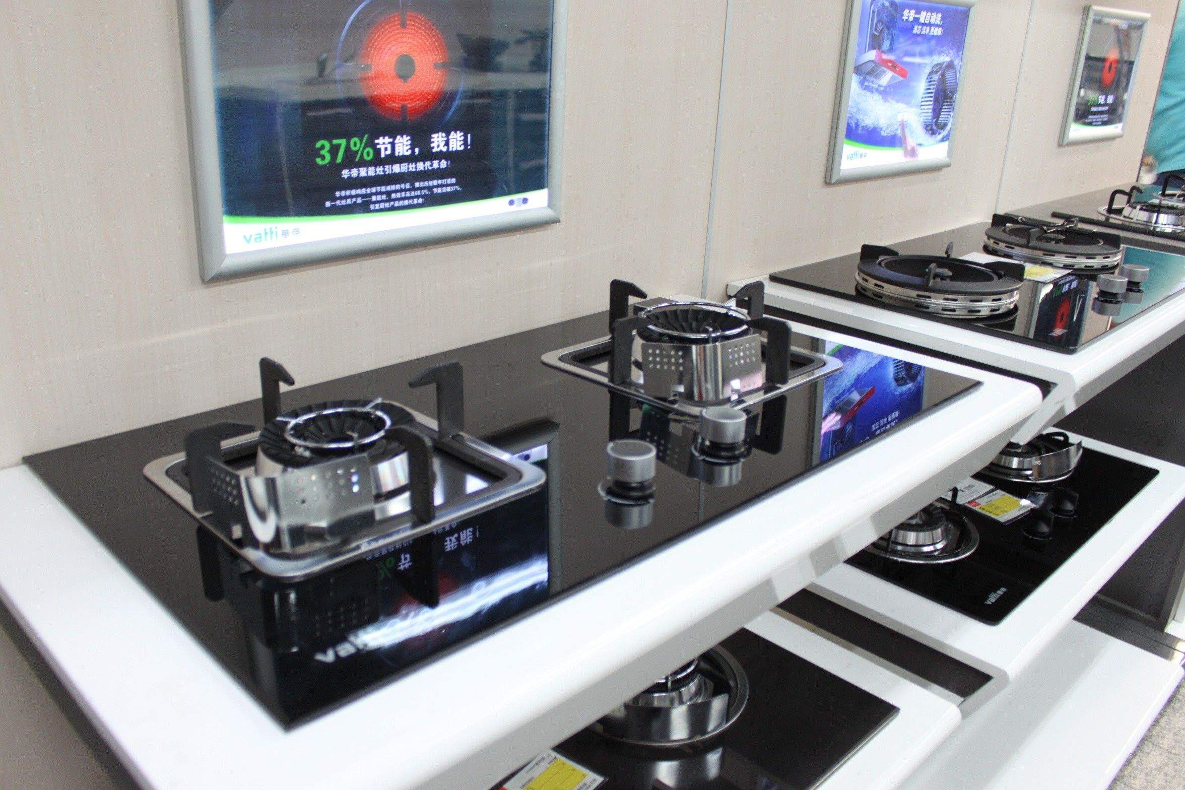 燃气灶点不着火自然熄火,燃气灶点不着自动灭